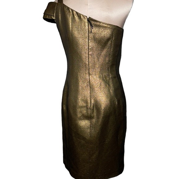 J Mendel Paris authentic gold dress in size 12. EUC. Absolutely gorgeous - Picture 6 of 14